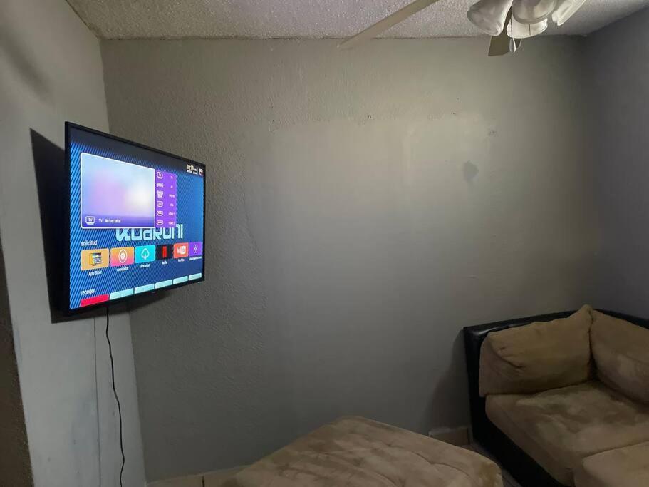 Casa Granada Cercana A Consulado Y Aeropuerto. Ciudad Juarez Dış mekan fotoğraf
